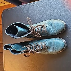 Taos Crave Teal Leather and Suede boots